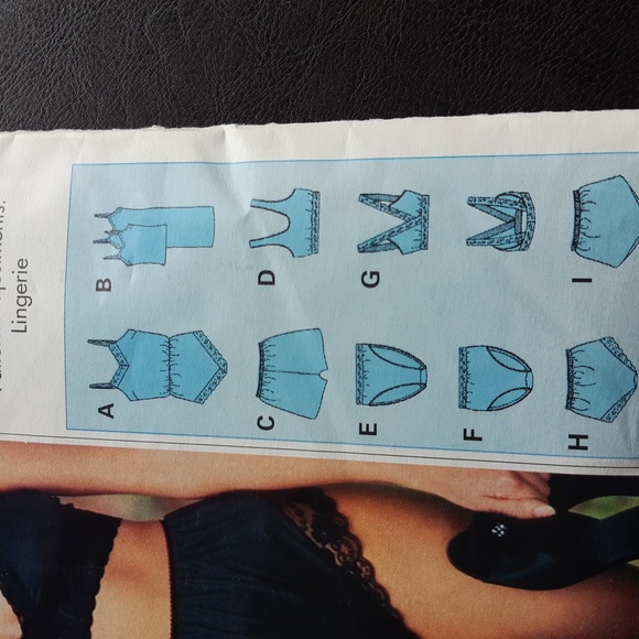 Lingerie Sewing Pattern - never used - Picture 8 of 9